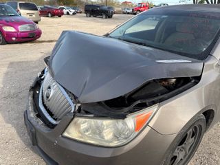 2010 Buick LaCrosse CX - Primary Damage Right Image
